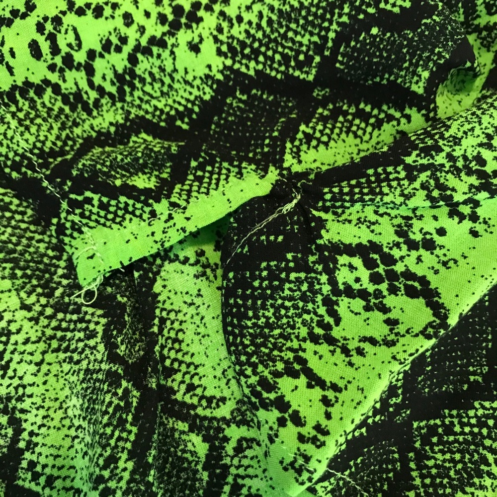 Asos Shirt Button Down Snake Print Medium - Picture 14 of 16